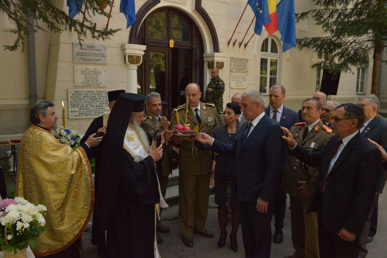 Mitropolitul Moldovei și Bucovinei dimpreună cu sute de botoșăneni la sărbătoarea Sfântului Mucenic Gheorghe