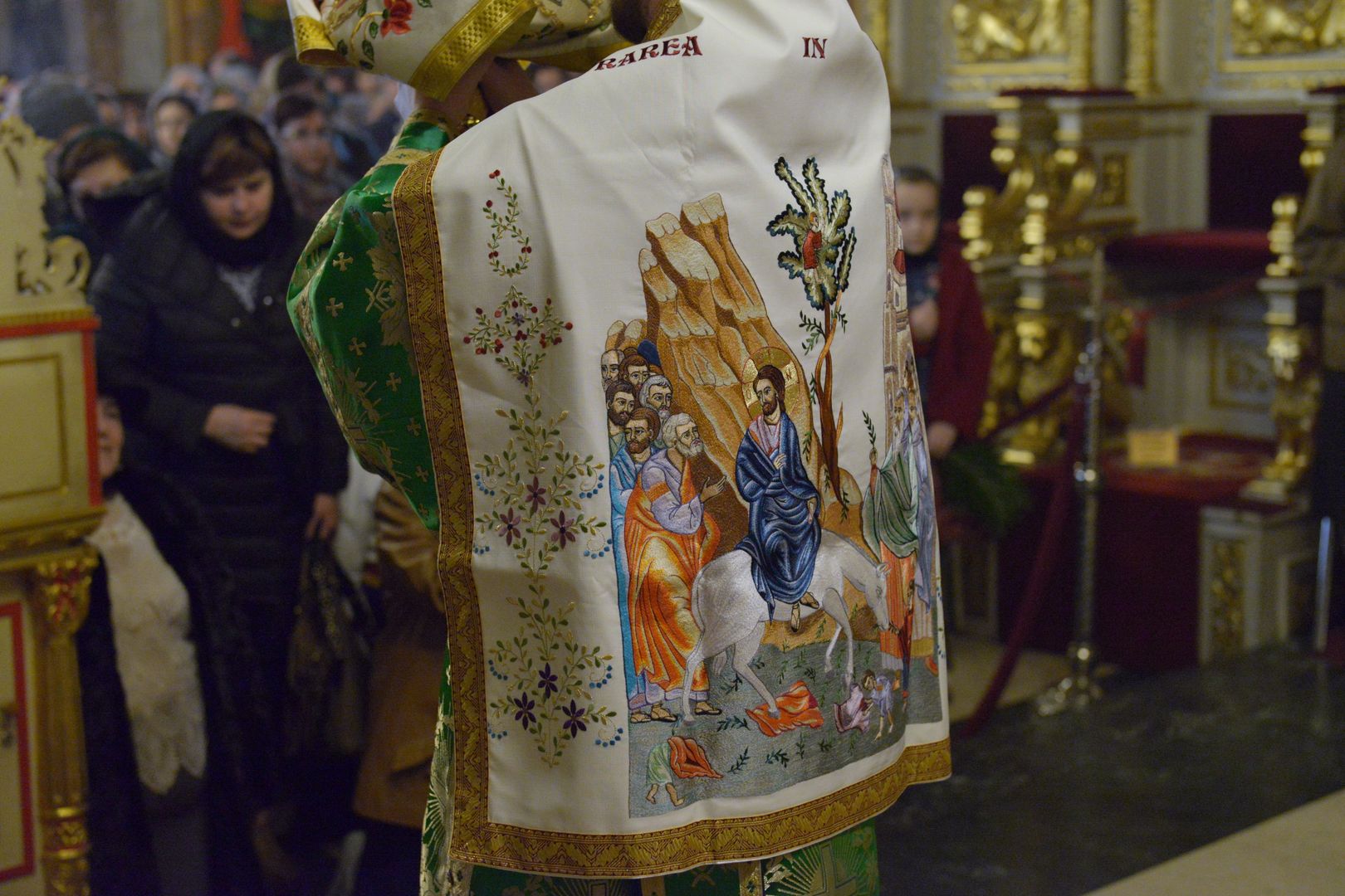 foto: Flavius Popa Praznicul Intrării Domnului în Ierusalim la Catedrala Mitropolitană din Iași - „sărbătoarea florilor, a entuziasmului și a bucuriei creștine”