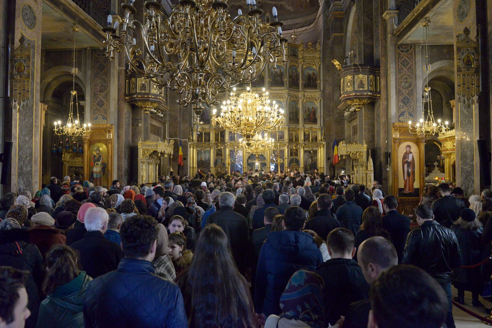 foto: Flavius Popa Praznicul Intrării Domnului în Ierusalim la Catedrala Mitropolitană din Iași - „sărbătoarea florilor, a entuziasmului și a bucuriei creștine”