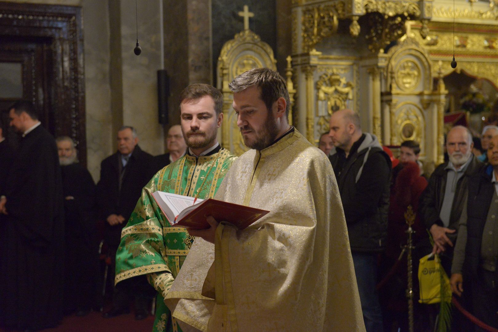 foto: Flavius Popa Praznicul Intrării Domnului în Ierusalim la Catedrala Mitropolitană din Iași - „sărbătoarea florilor, a entuziasmului și a bucuriei creștine”