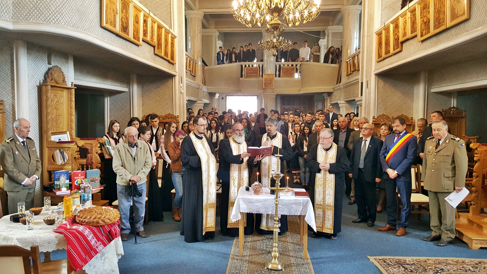 „Basarabia - pământ românesc”, în Protopopiatul Moineşti