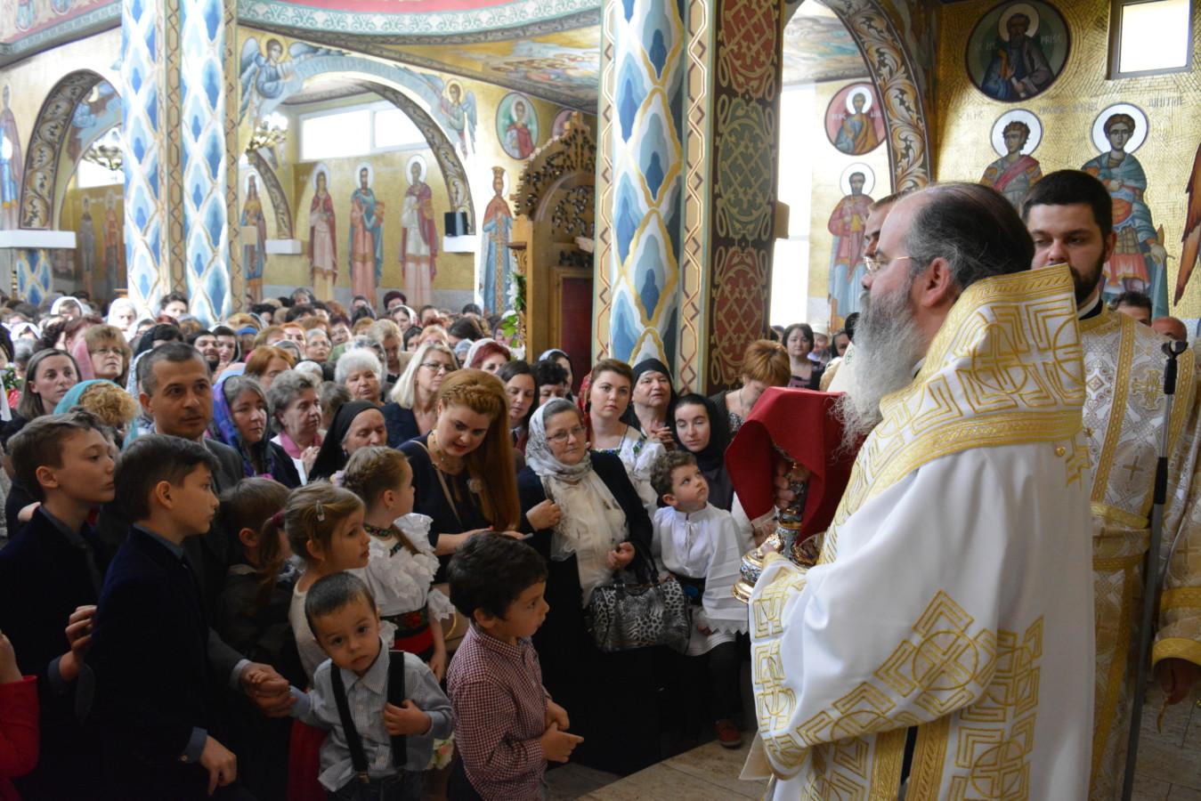 Preasfinţitul Ignatie: &quot;Atunci când noi Îl iubim pe Dumnezeu cu adevărat, primim mai mult decât am merita&quot;