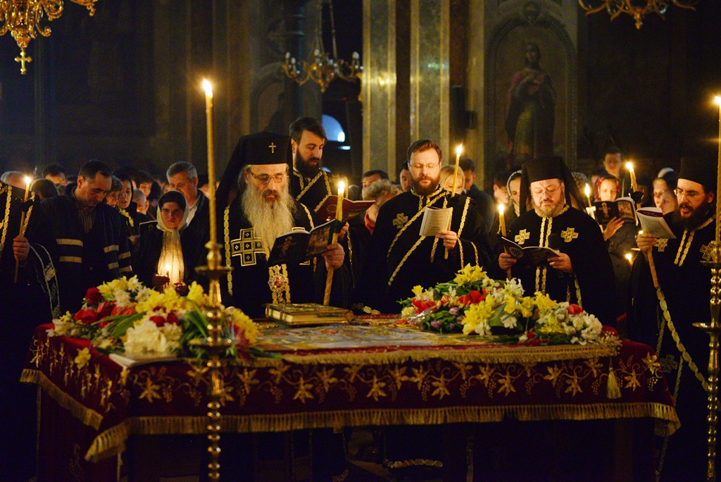 Slujba Prohodului Mântuitorului Hristos la Catedrala Mitropolitană