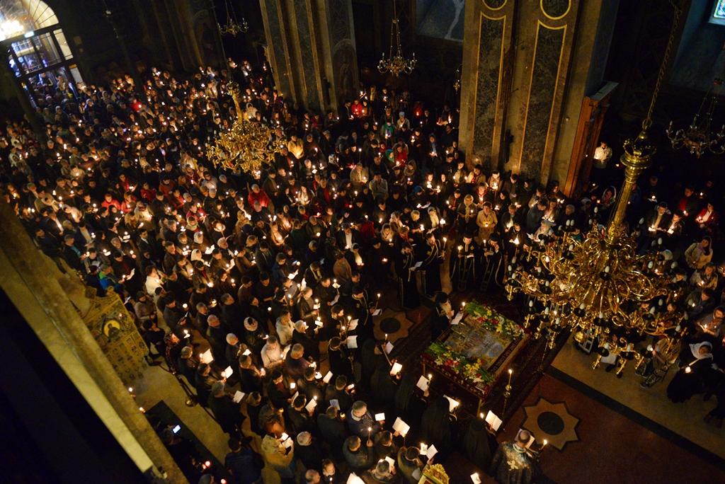 Slujba Prohodului Mântuitorului Hristos la Catedrala Mitropolitană