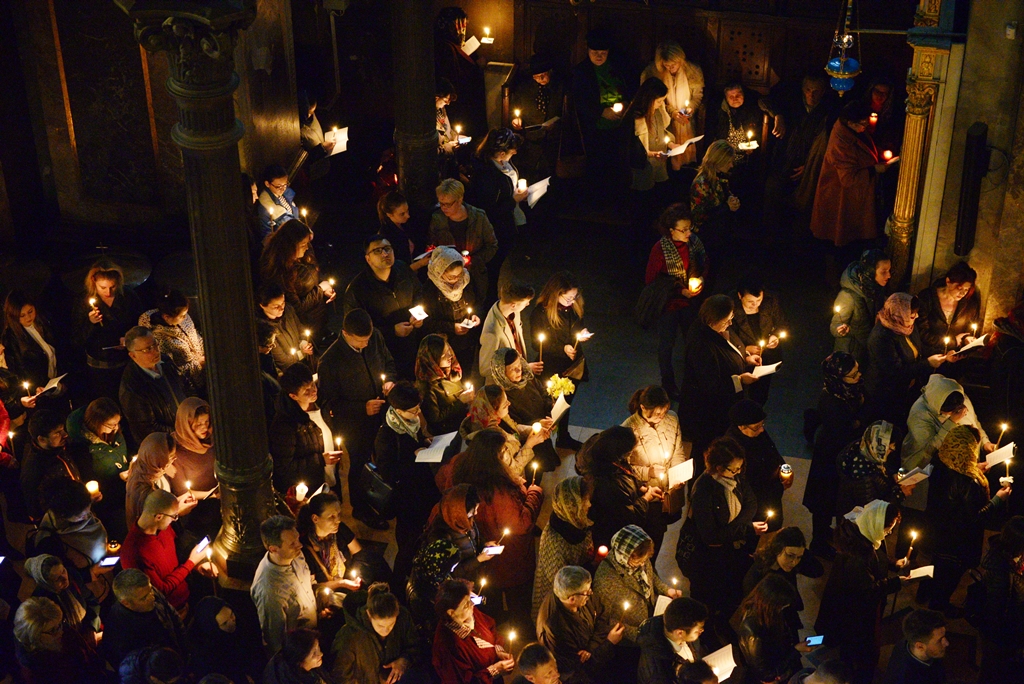 Slujba Prohodului Mântuitorului Hristos la Catedrala Mitropolitană