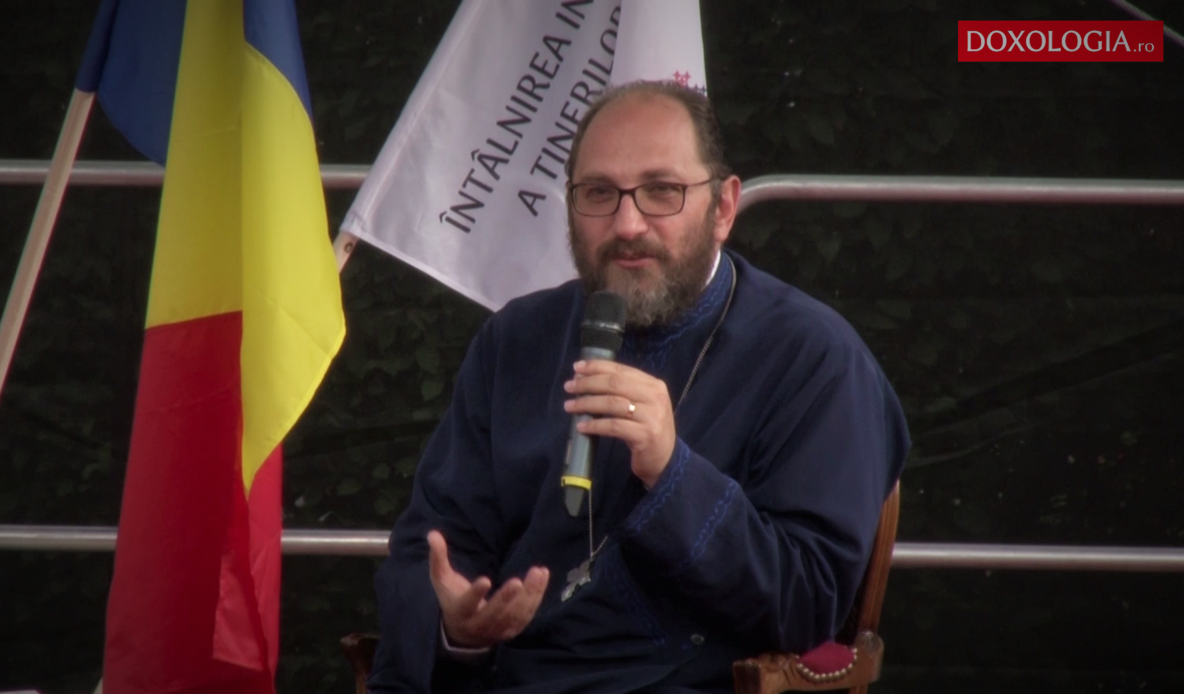 (Video) Băieţelul care a murit şi a înviat împreună cu Hristos în noaptea de Paşti