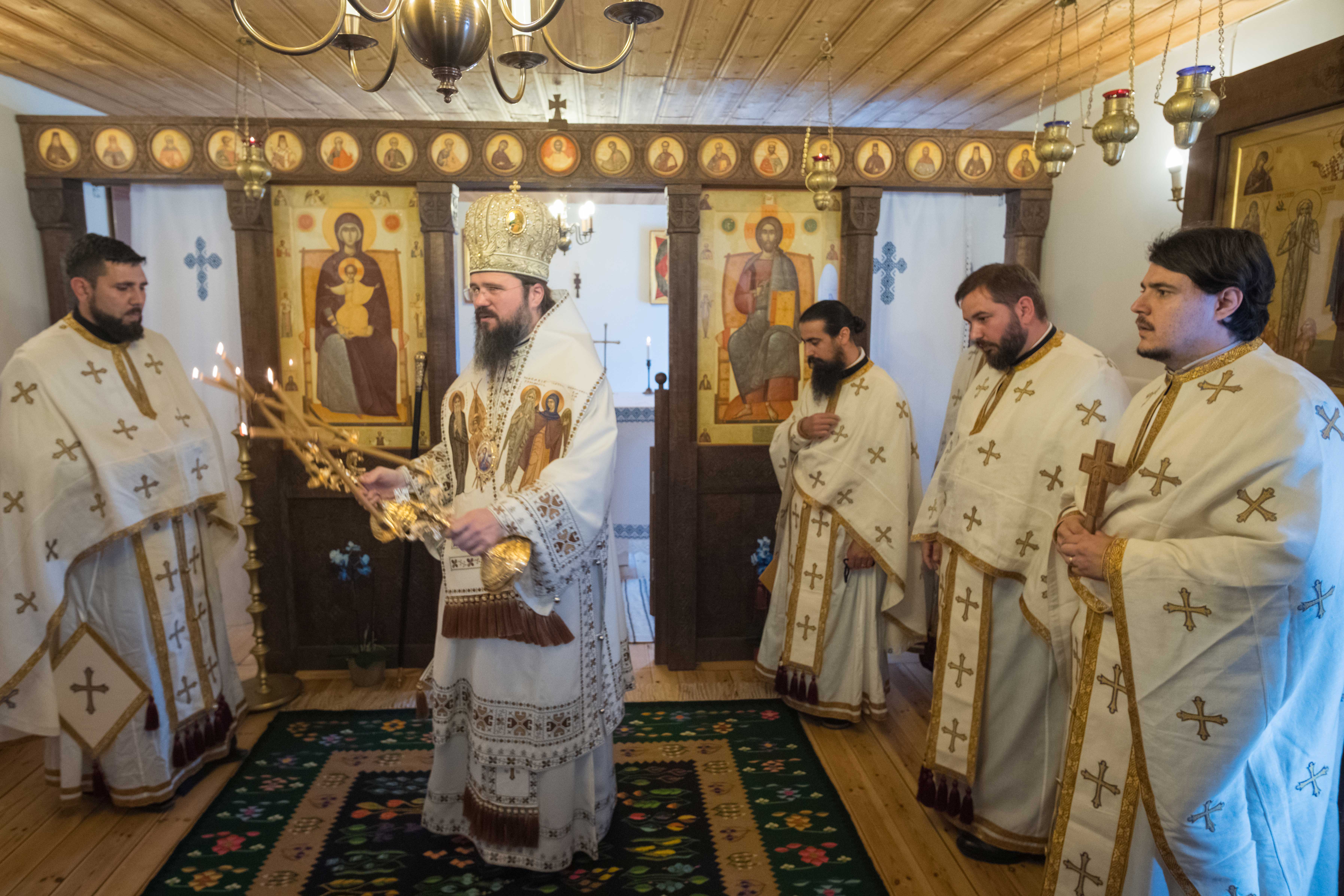 Preasfințitul Macarie al Europei de Nord a marcat, alături de românii din Danemarca și Norvegia, Ziua Internațională a Familiei Preasfințitul Macarie al Europei de Nord a marcat, alături de românii din Danemarca și Norvegia, Ziua Internațională a Familiei