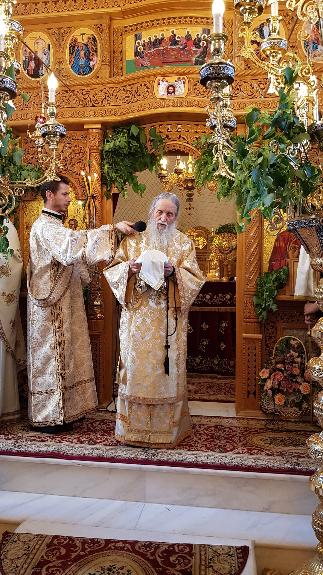 Sfânta Liturghie arhierească la Suceava