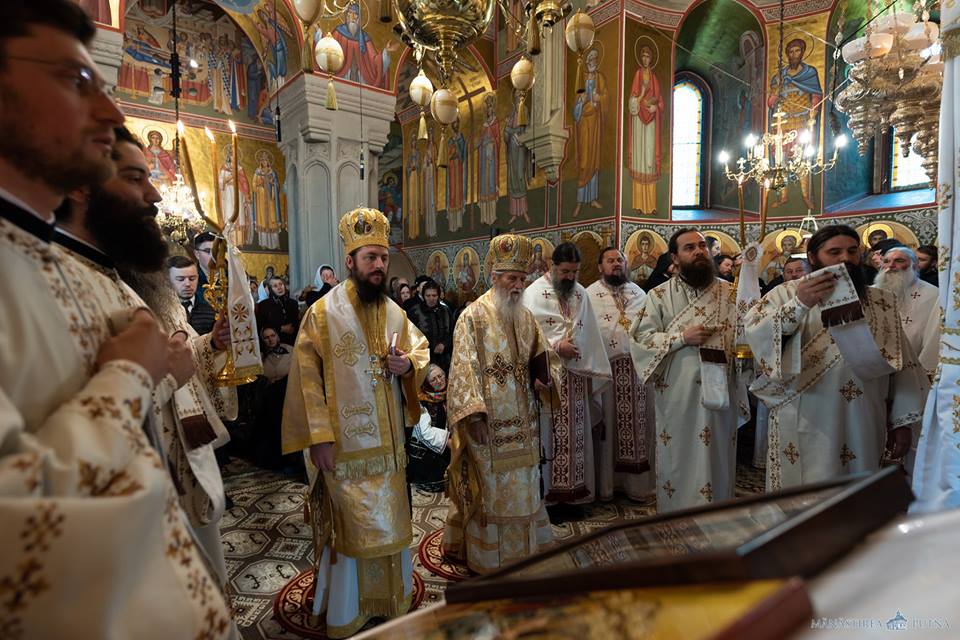 Sărbătoarea Sfântului Iacob Putneanu la Mănăstirea Putna: „De la Sfântul Iacob învățăm cele ale Școlii și cele ale Bisericii”