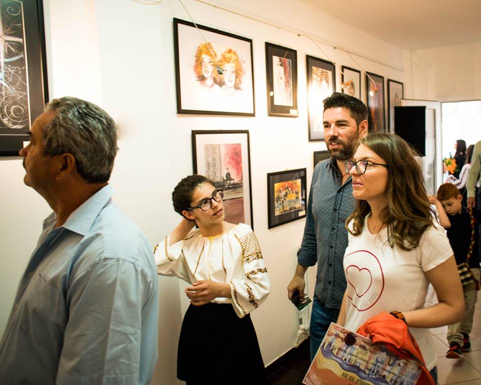 Horă a unirii artelor la Aşezământul de Copii „Sfântul Leontie de la Rădăuţi“