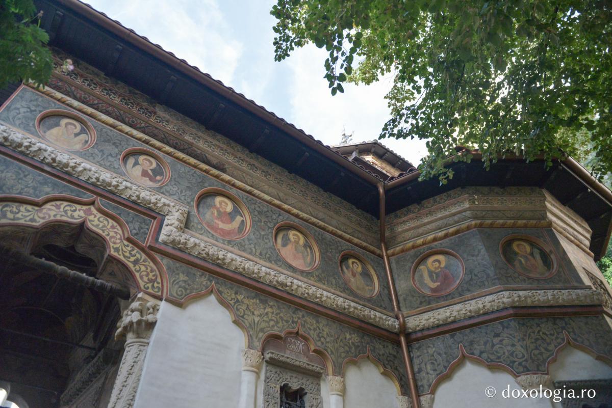 Foto: Ștefan Cojocariu Mănăstirea Stavropoleos din București îşi cinstește ocrotitorul