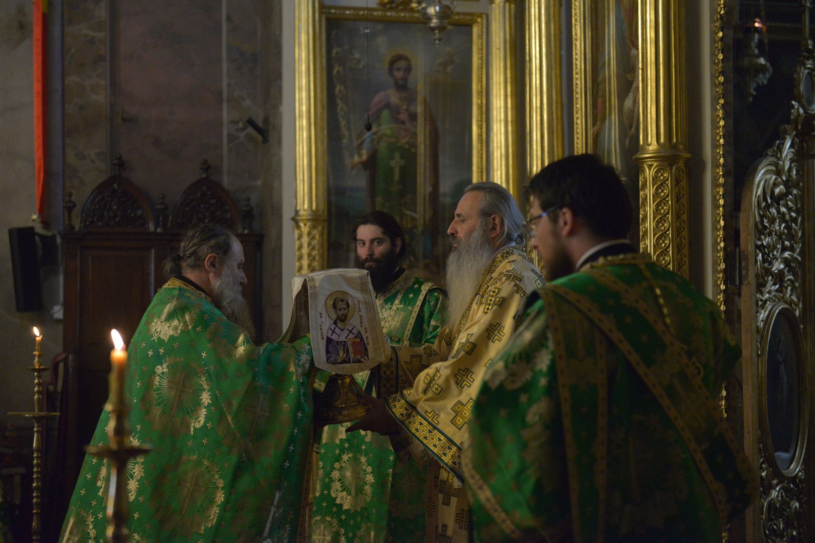 Sărbătoarea Pogorârii Duhului Sfânt la Catedrala Mitropolitană din Iași – „Țelul vieții creștine este dobândirea Duhului Sfânt”