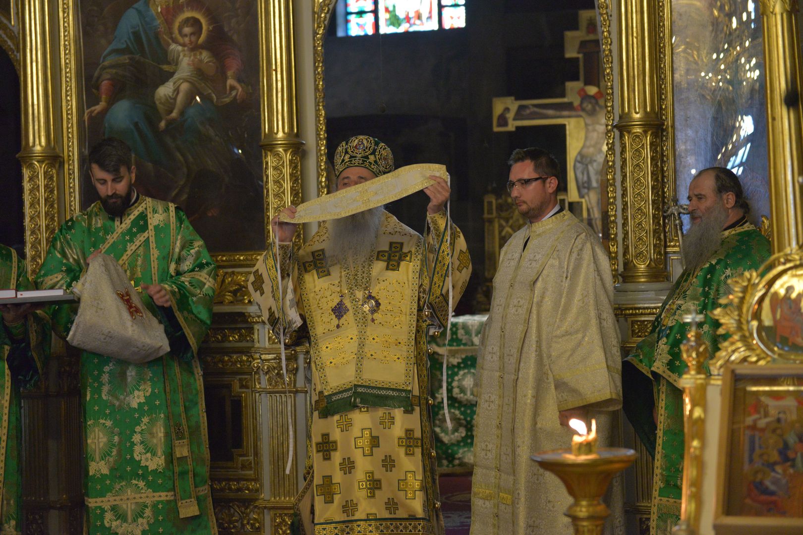 Sărbătoarea Pogorârii Duhului Sfânt la Catedrala Mitropolitană din Iași – „Țelul vieții creștine este dobândirea Duhului Sfânt”