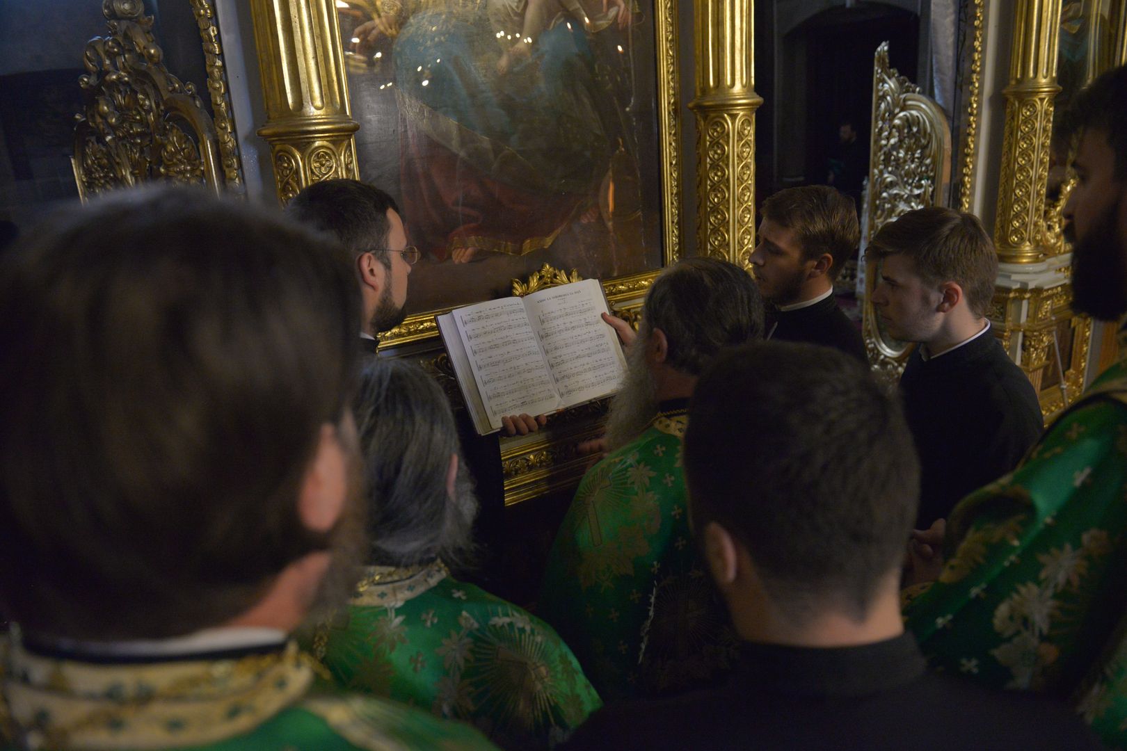 Sărbătoarea Pogorârii Duhului Sfânt la Catedrala Mitropolitană din Iași – „Țelul vieții creștine este dobândirea Duhului Sfânt”