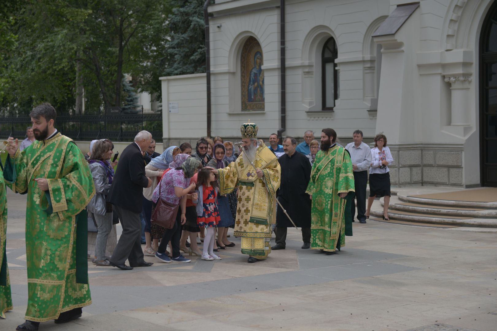 Sărbătoarea Pogorârii Duhului Sfânt la Catedrala Mitropolitană din Iași – „Țelul vieții creștine este dobândirea Duhului Sfânt”