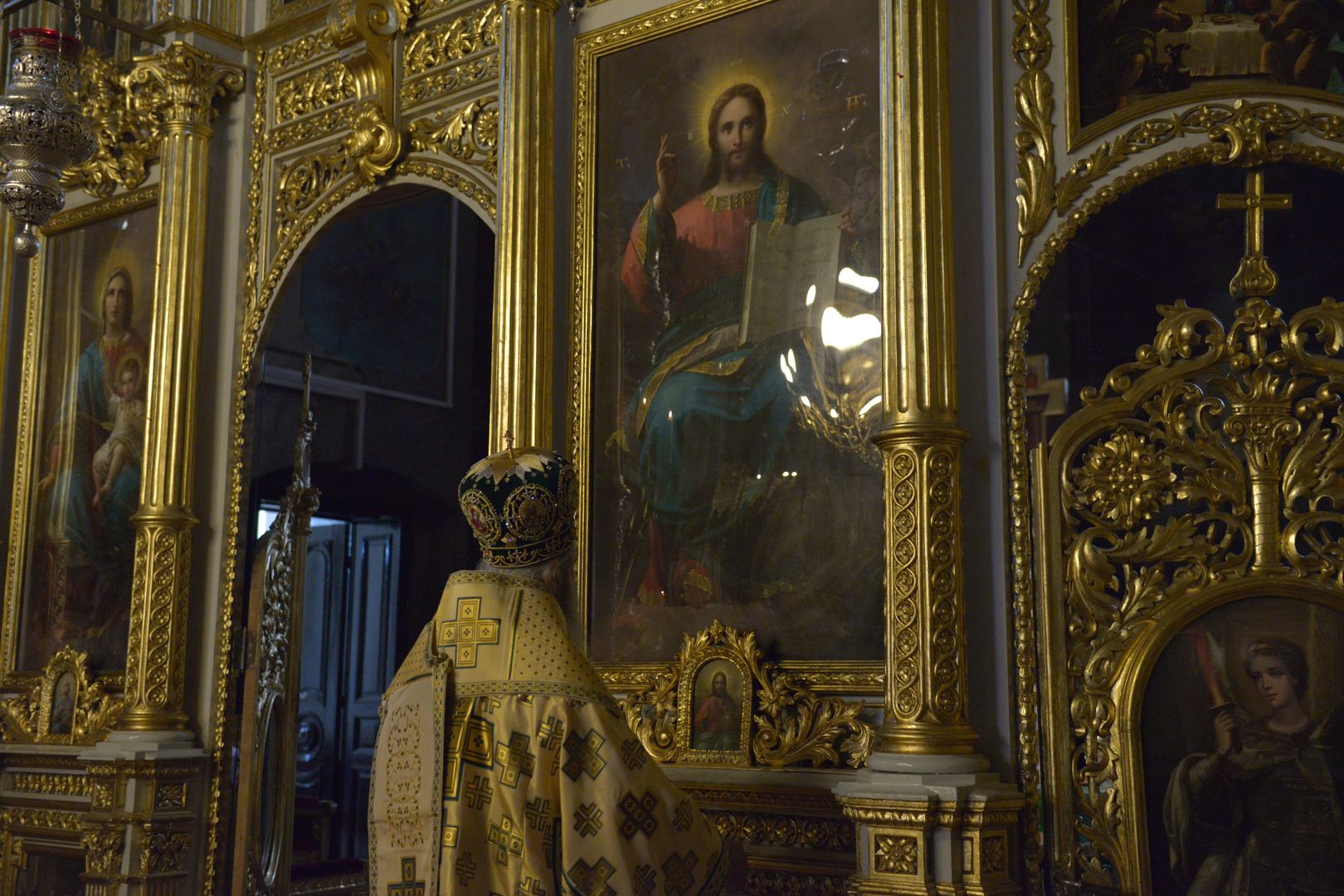 Sărbătoarea Pogorârii Duhului Sfânt la Catedrala Mitropolitană din Iași – „Țelul vieții creștine este dobândirea Duhului Sfânt”