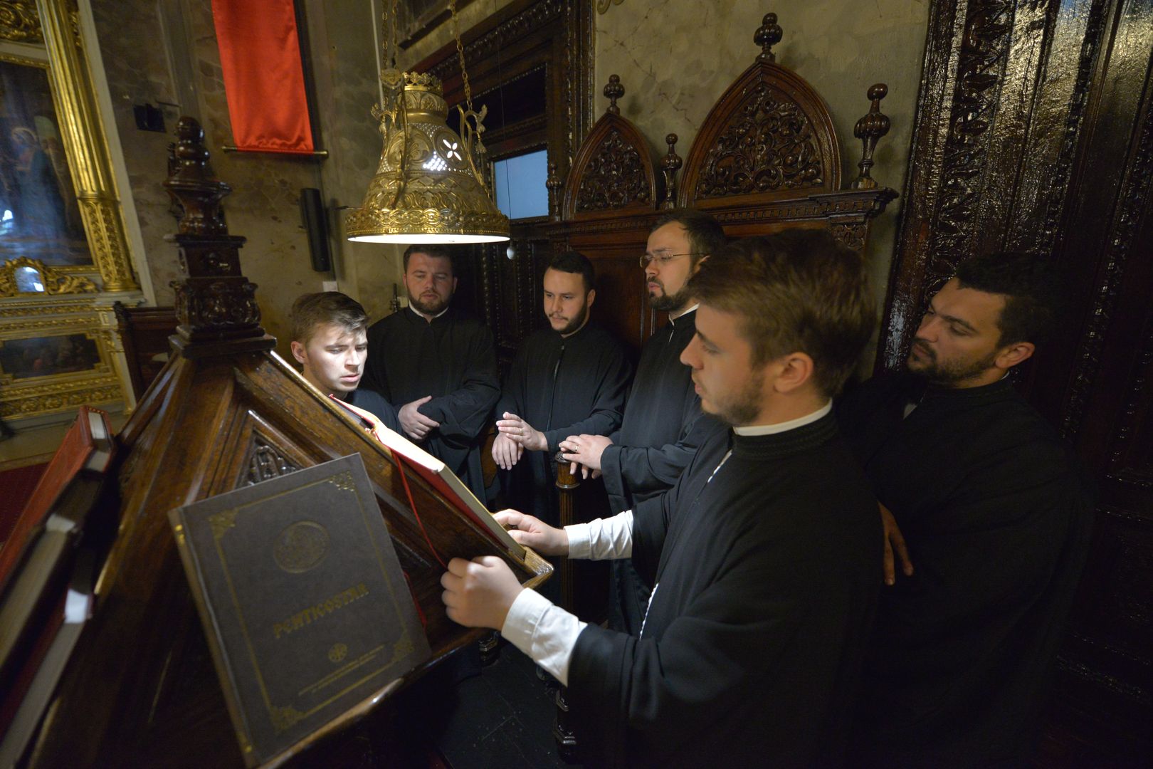 Sărbătoarea Pogorârii Duhului Sfânt la Catedrala Mitropolitană din Iași – „Țelul vieții creștine este dobândirea Duhului Sfânt”