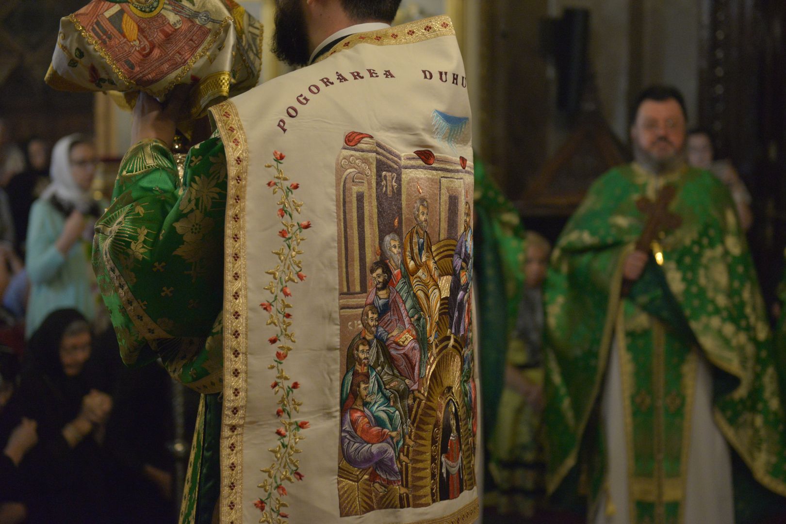 Sărbătoarea Pogorârii Duhului Sfânt la Catedrala Mitropolitană din Iași – „Țelul vieții creștine este dobândirea Duhului Sfânt”