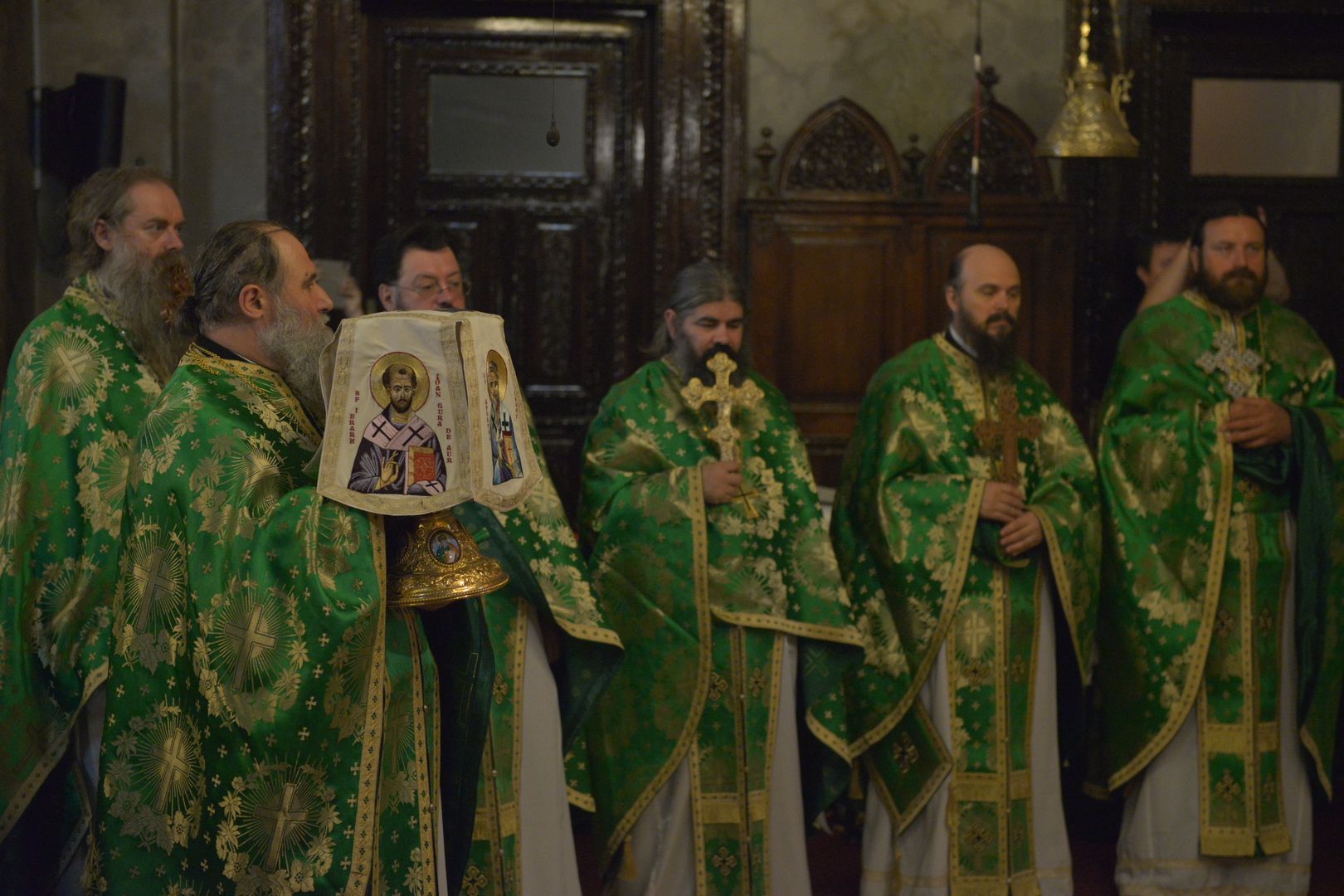 Sărbătoarea Pogorârii Duhului Sfânt la Catedrala Mitropolitană din Iași – „Țelul vieții creștine este dobândirea Duhului Sfânt”