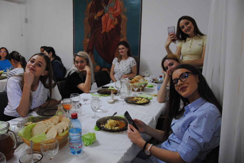 „Cu dragoste pentru mame”