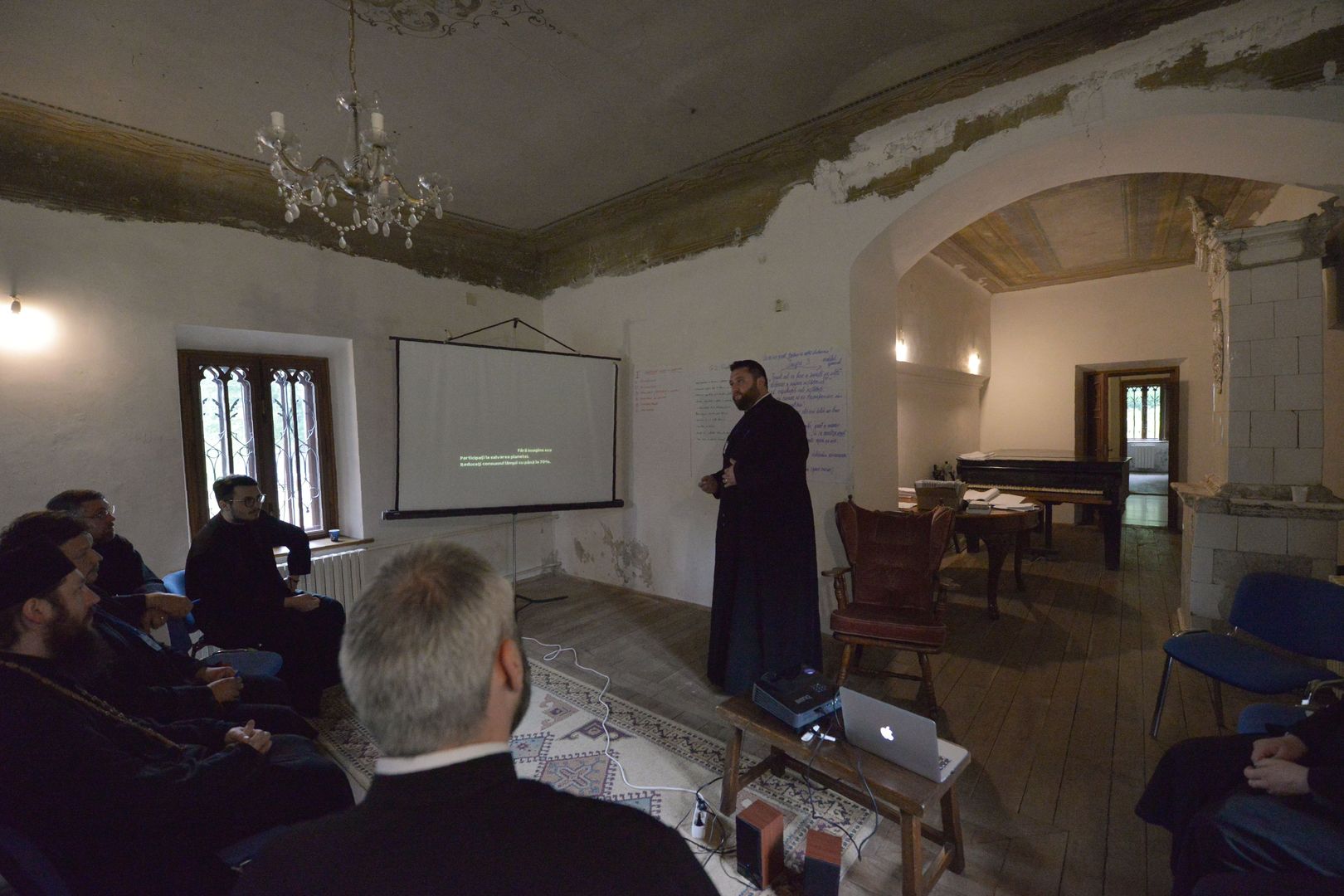 PS Damaschin Dorneanul s-a adresat preoţilor prezenţi la cursurile preoţeşti de la Miclăuşeni: „Un duhovnic bun este acela care a fost ucenic bun“