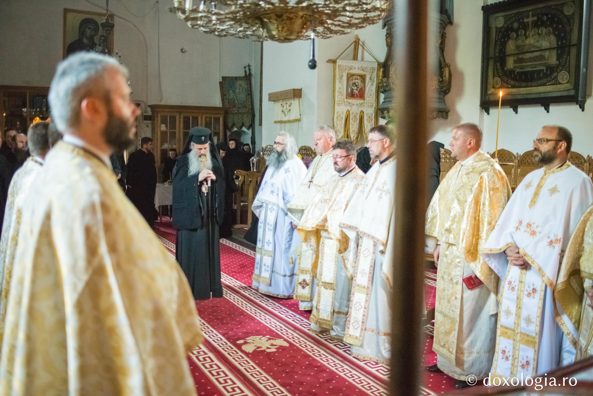 foto: Adrian Sarbu La Miclăușeni au început astăzi cursurile pentru obținerea gradelor profesionale pentru preoți