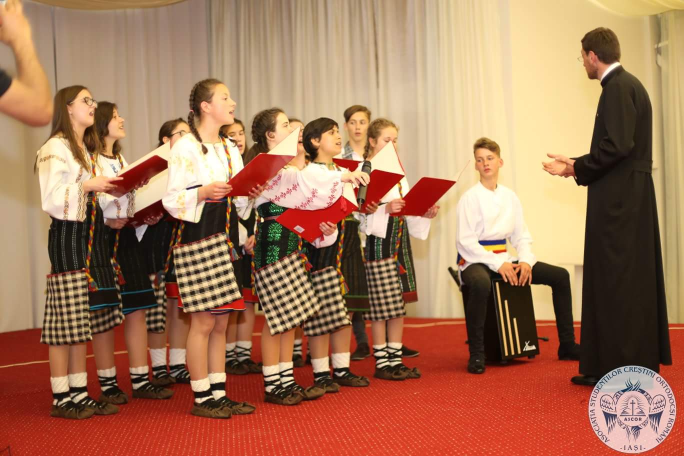 ASCOR Iași a organizat „O seară românească” - ediție caritabilă