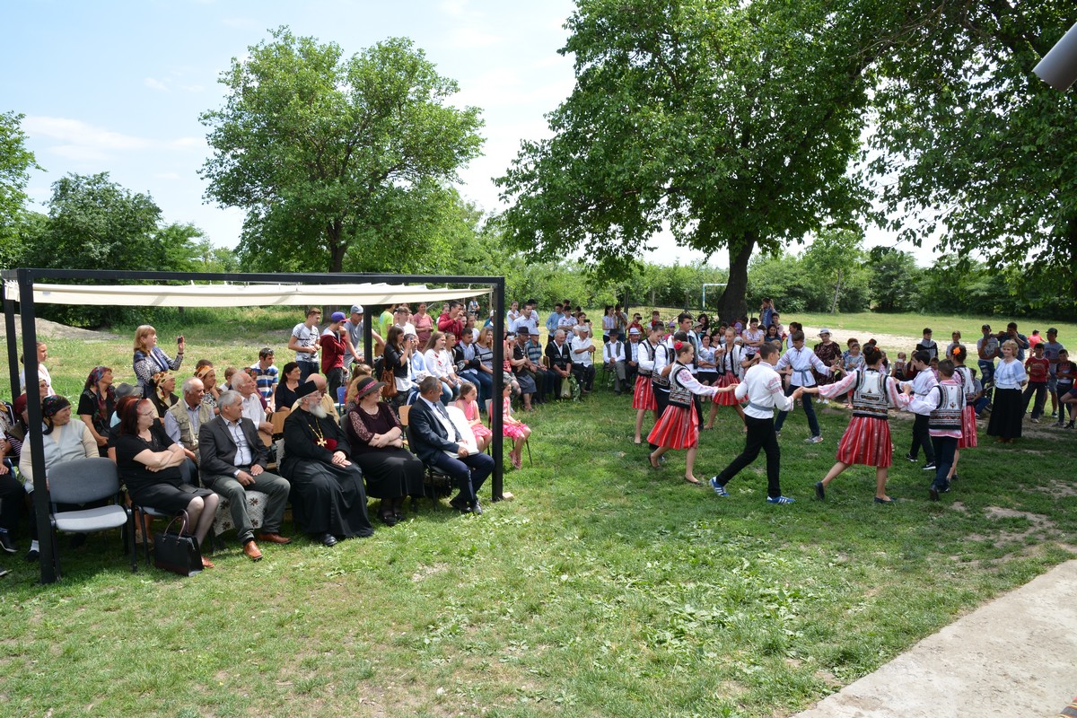 „Ziua Salcâmului“, ediţia a X-a, în Parohia Andrieşeni