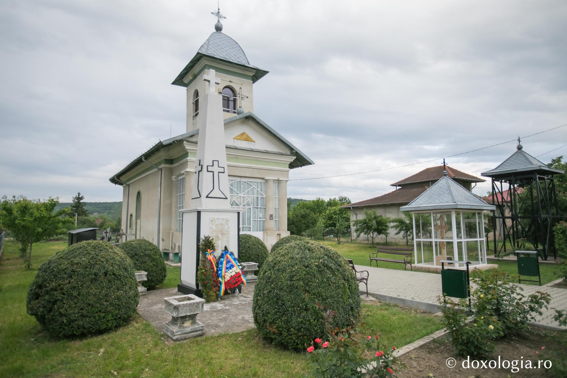 Parohia „Sfinţii Împăraţi Constantin şi Elena” – Hermeziu şi-a serbat hramul
