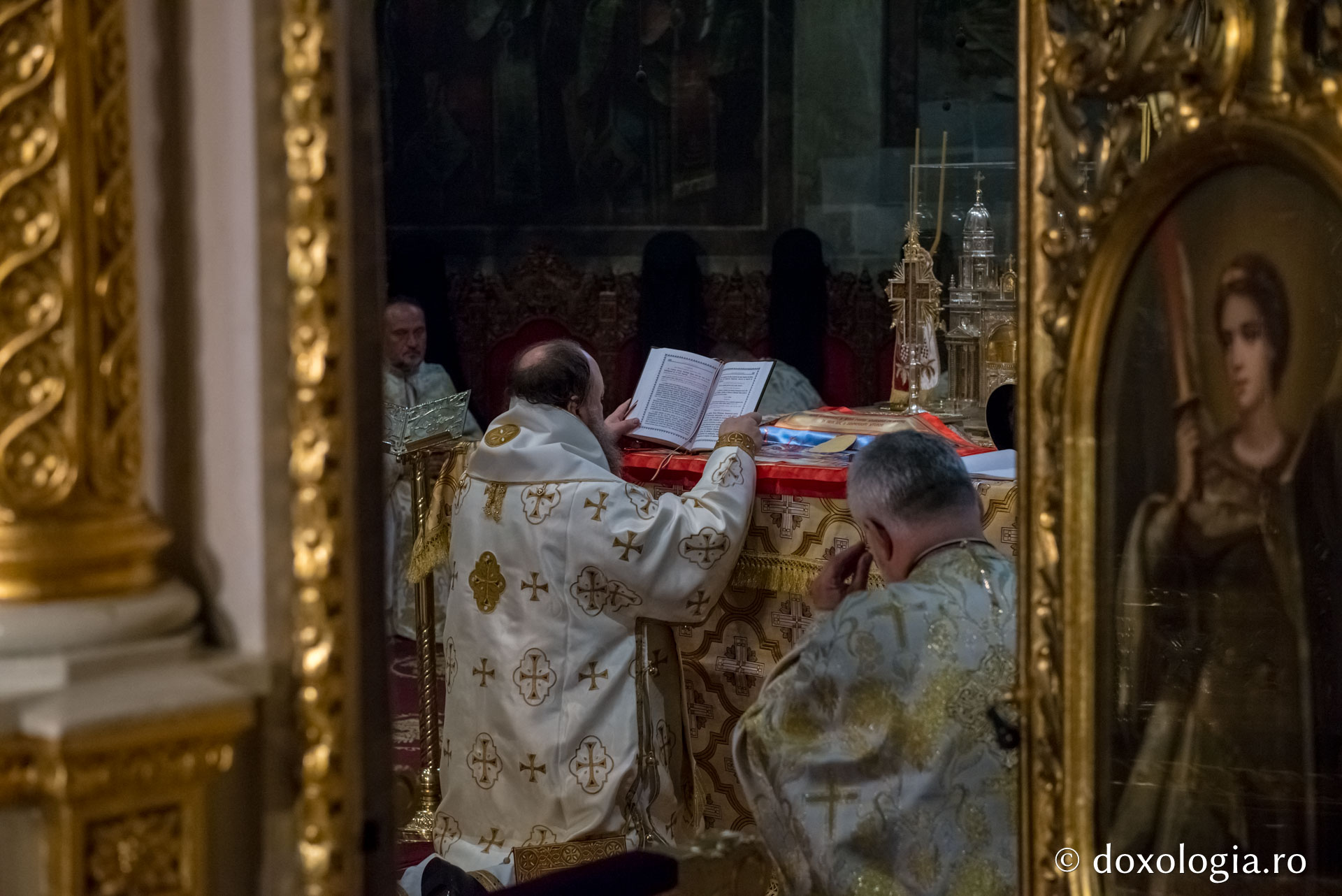Prima promoție a Facultății de Teologie din Iași a împlinit 25 de ani