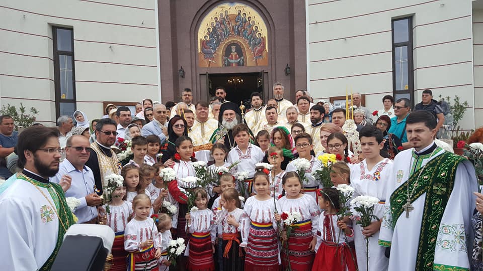 Liturghii arhiereşti la Bacău şi Drăgeşti