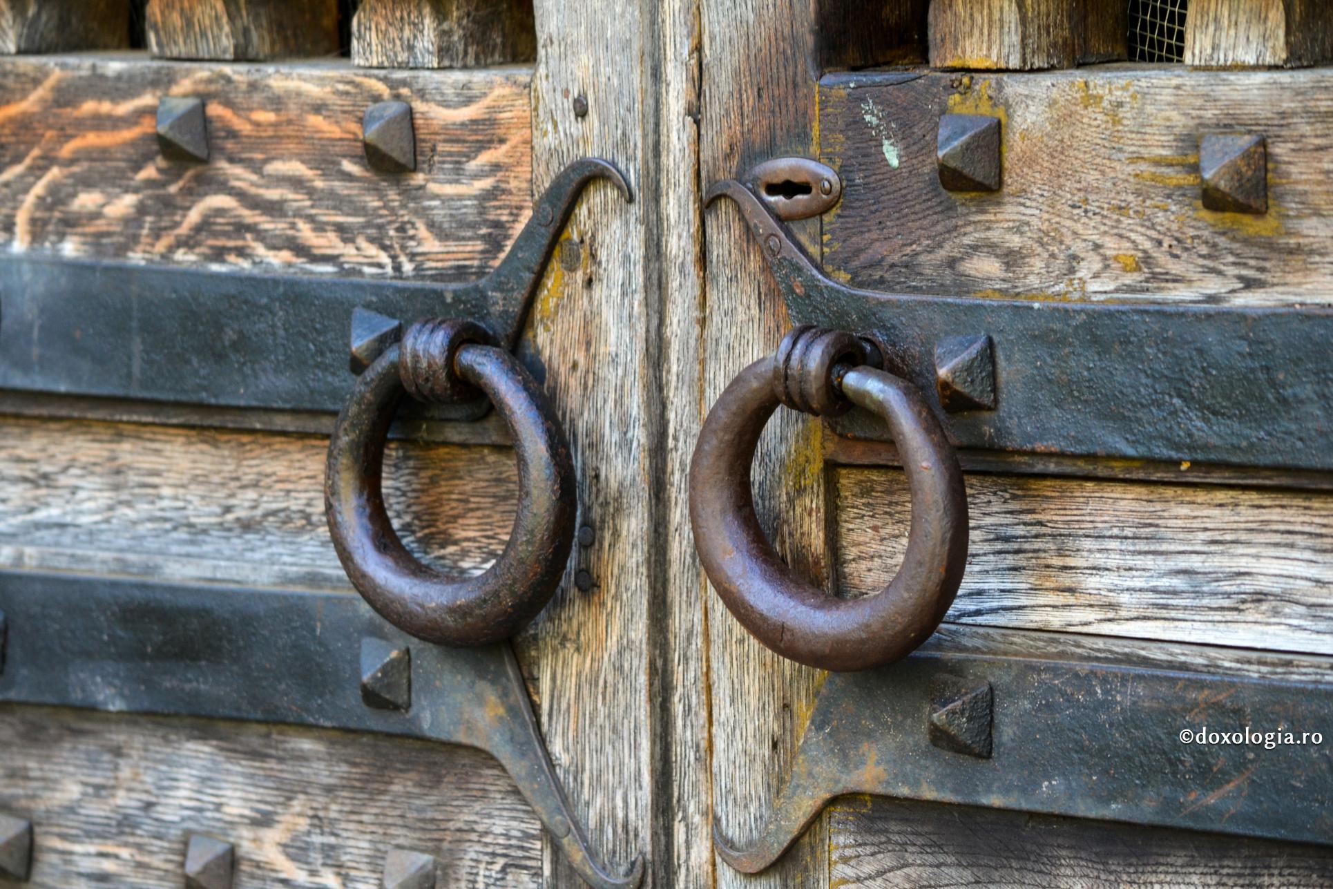 Trei uşi ai de încuiat atunci când te rogi