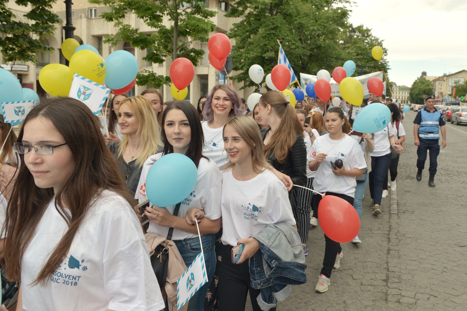 IPS Mitropolit Teofan prezent la Marșul Absolvenților 2018: „Dumnezeu vrea să fiți mulțumiți de tot ceea ce ați învățat”