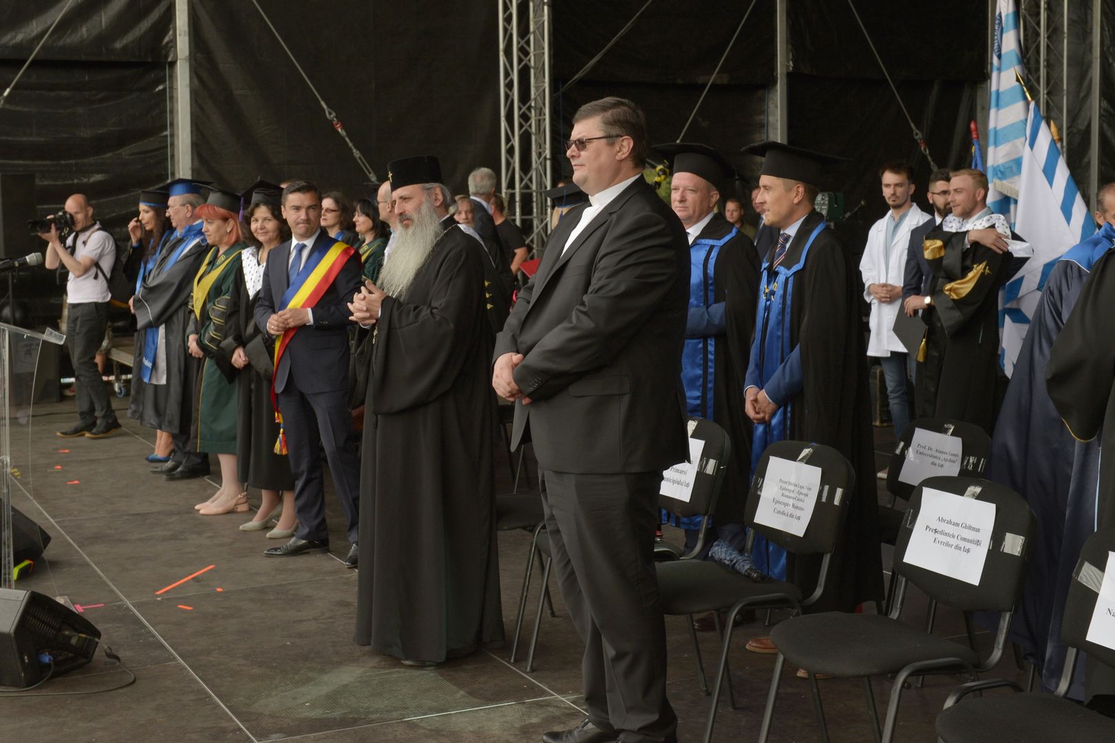 IPS Mitropolit Teofan prezent la Marșul Absolvenților 2018: „Dumnezeu vrea să fiți mulțumiți de tot ceea ce ați învățat”