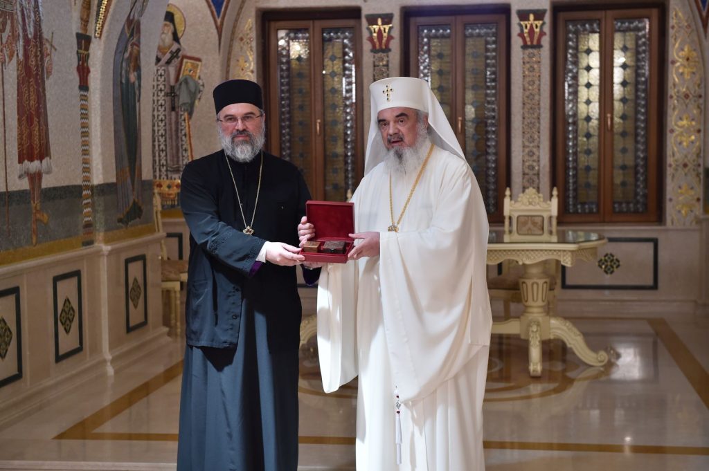 Episcopia Ortodoxă Română a Canadei a primit fragmente din moaștele Sfinților Grigorie Dascălu și Constantin Brâncoveanu