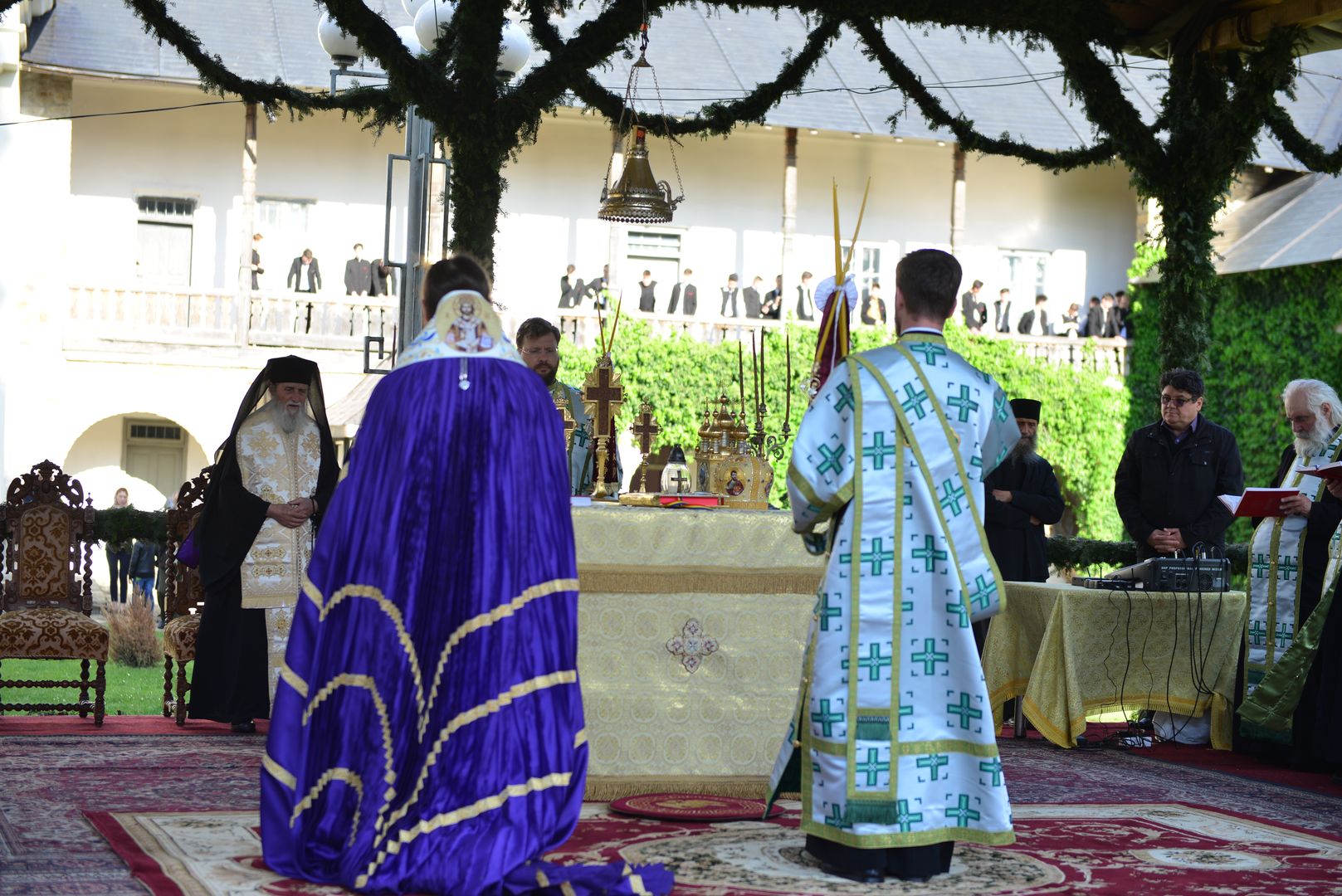 Sărbătoarea Înălțării Domnului Hristos – Priveghere la Mănăstirea Neamț