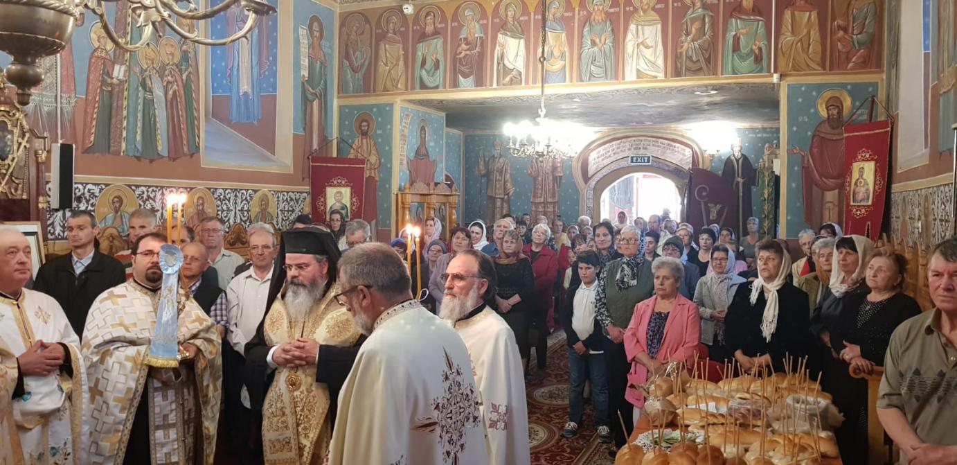 Preasfinţitul Ignatie: "Orice despărţire din lumea aceasta se poate converti în bucurie dacă avem inima deschisă înspre binecuvântarea lui Dumnezeu"