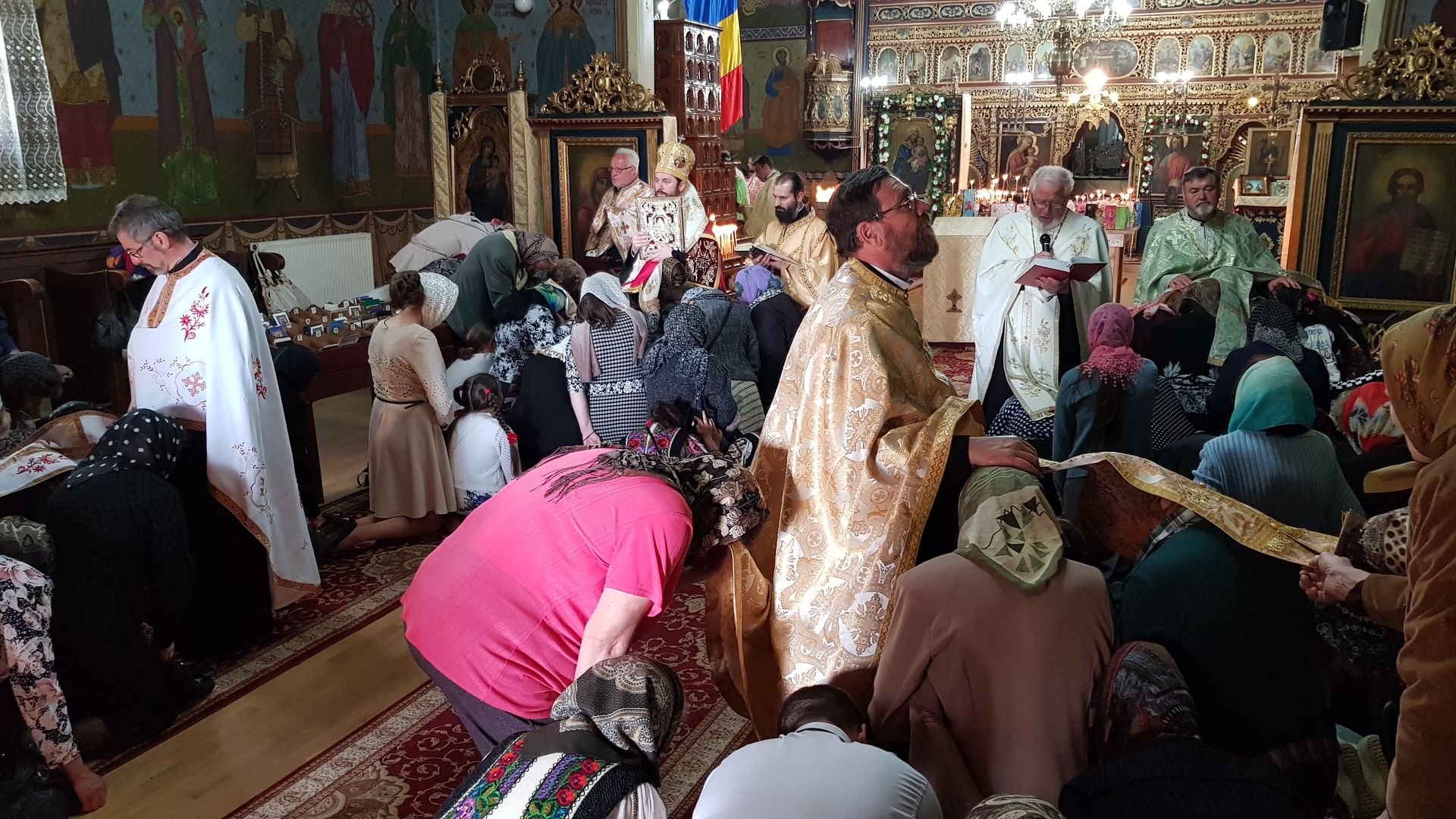 Festival de Artă Muzicală la Dorna Candreni – PS Damaschin Dorneanul: „Nu suntem numai trup, ci și suflet, iar acesta rămâne în veșnicie”