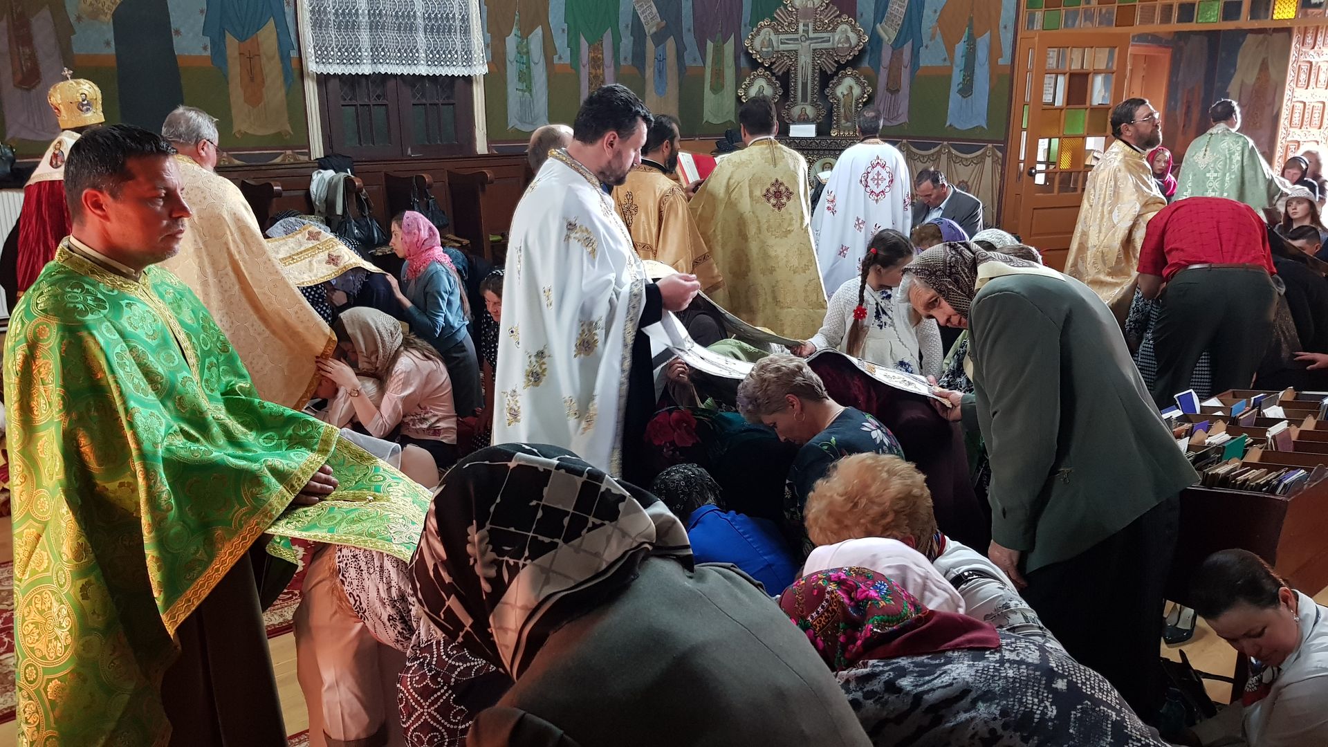 Festival de Artă Muzicală la Dorna Candreni – PS Damaschin Dorneanul: „Nu suntem numai trup, ci și suflet, iar acesta rămâne în veșnicie”