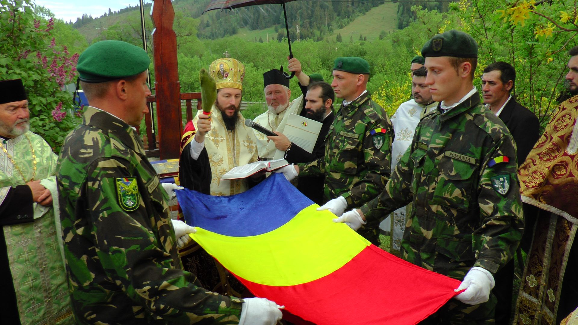 Festival de Artă Muzicală la Dorna Candreni – PS Damaschin Dorneanul: „Nu suntem numai trup, ci și suflet, iar acesta rămâne în veșnicie”