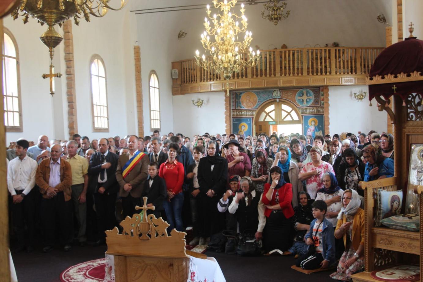 Preasfinţitul Ignatie: „Dacă nu avem încredinţarea că suntem îndrăgostiţi de a face binele, înseamnă că Duhul Sfânt nu este în noi, este un alt duh!”