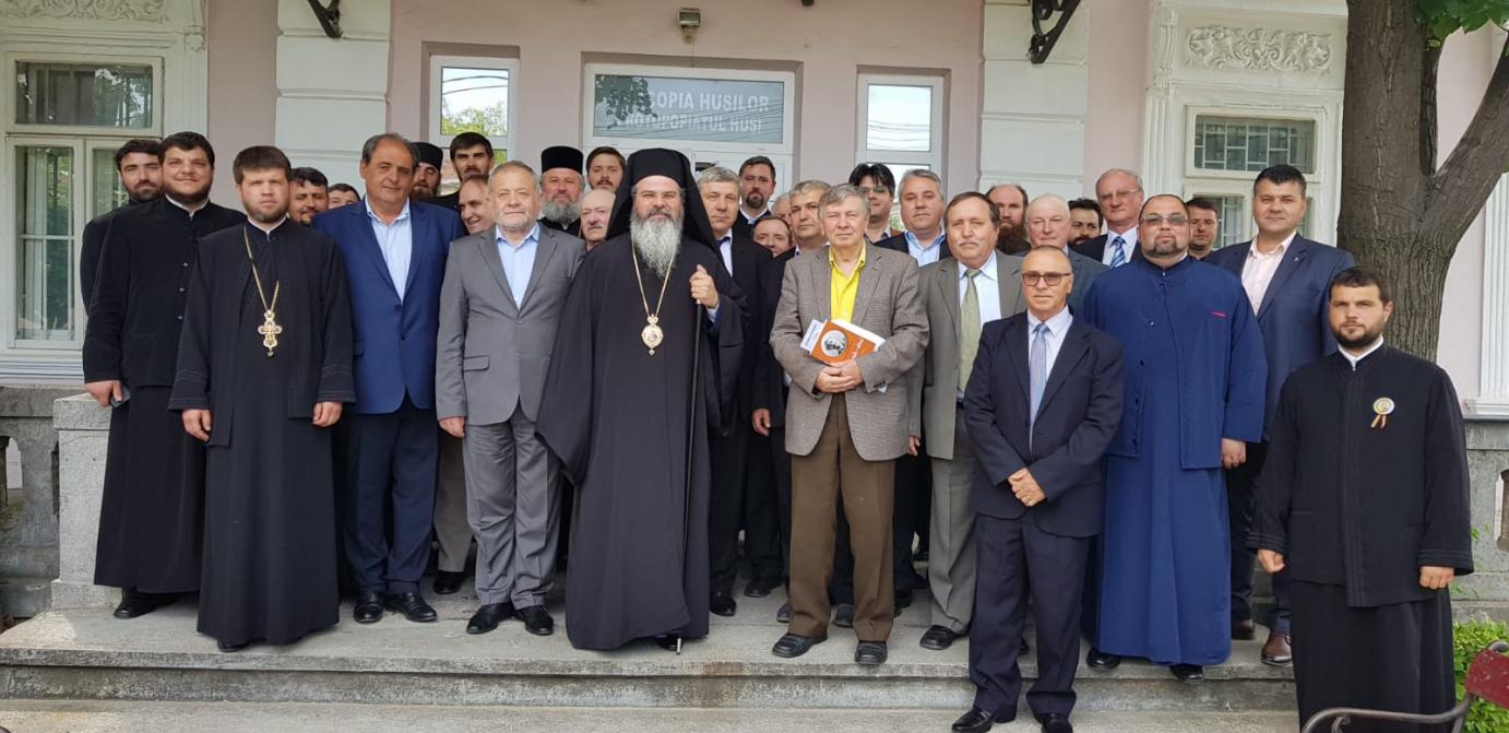 Şedinţa noii Adunări eparhiale a Episcopiei Huşilor