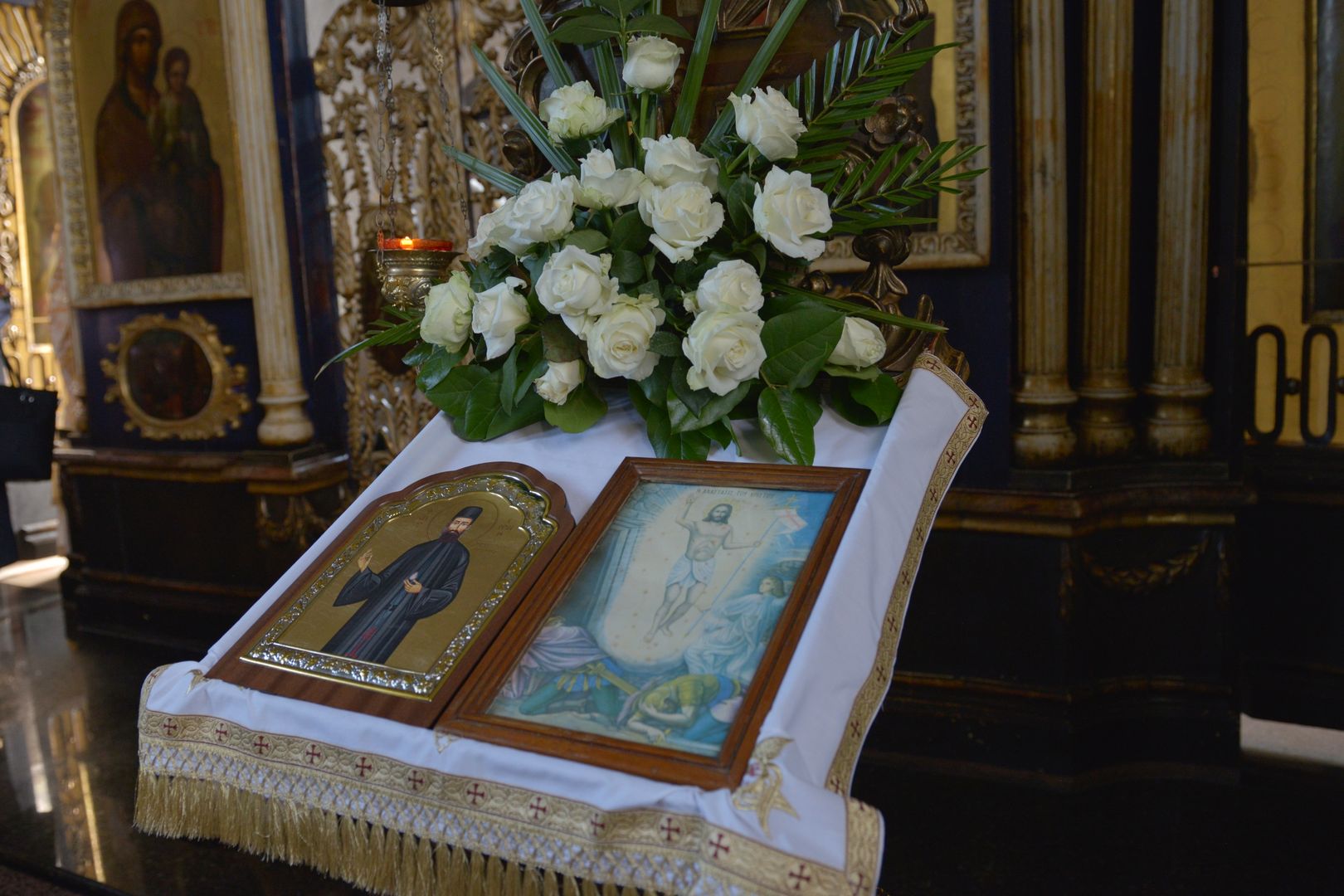 IPS Mitropolit Teofan a slujit la Biserica Vovidenia din Botoșani