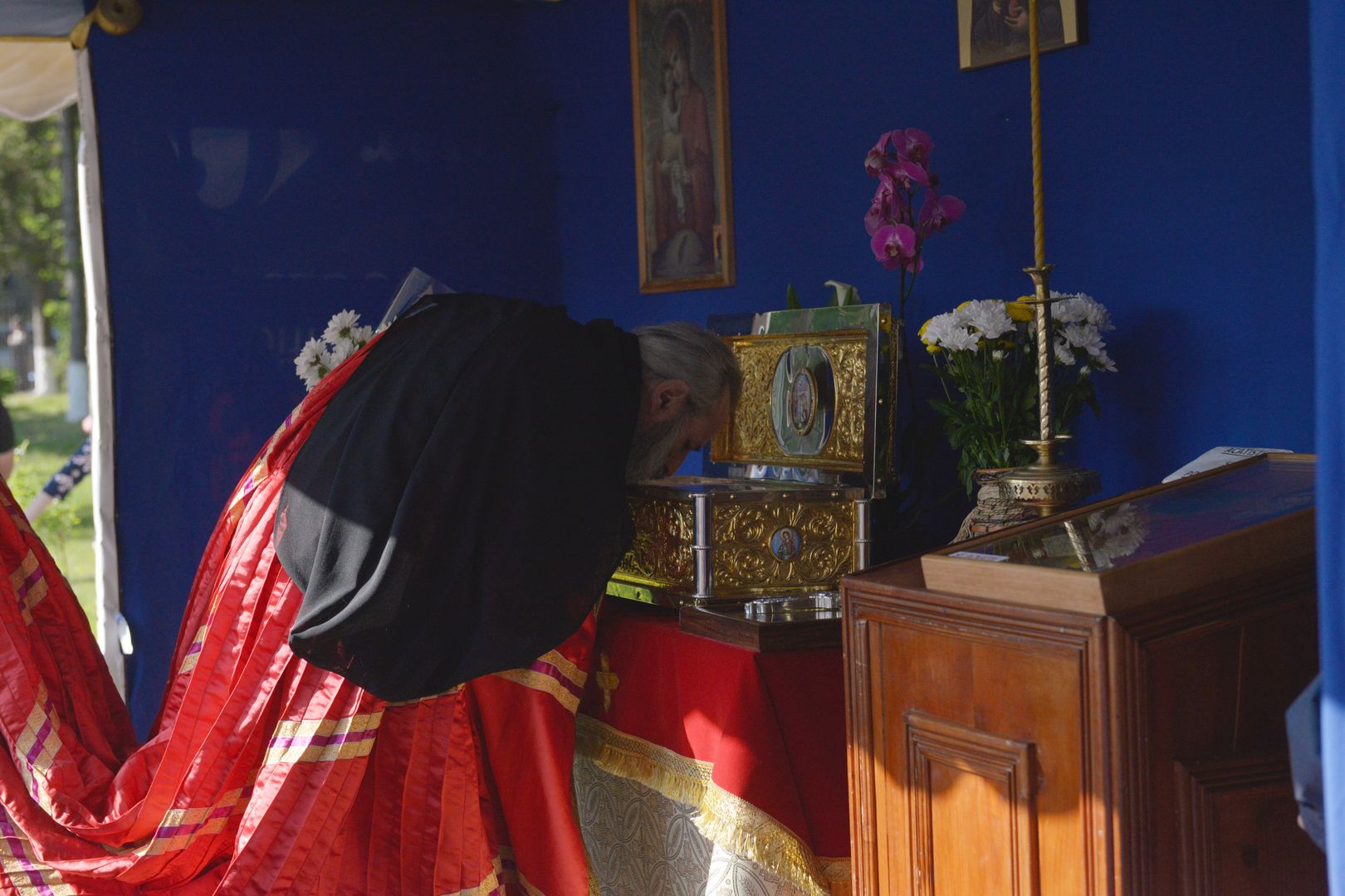 IPS Mitropolit Teofan a slujit la Biserica Vovidenia din Botoșani