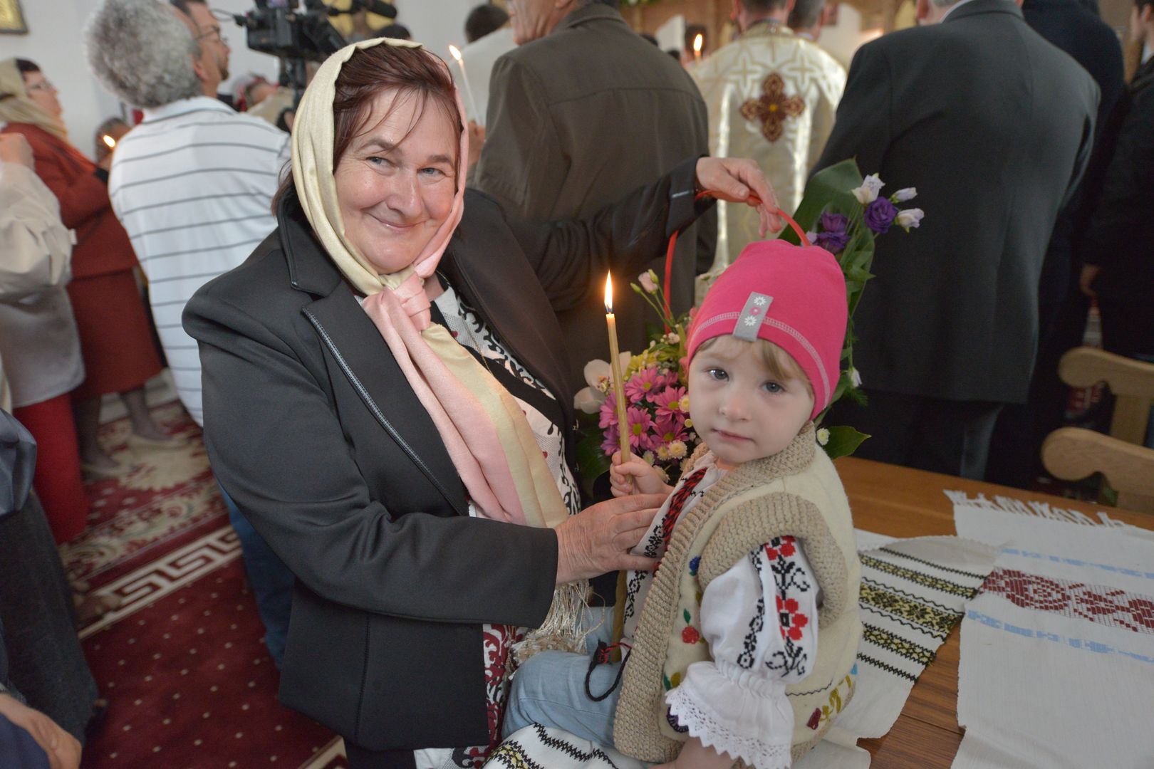 IPS Teofan la Parohia Drăgănești: „Va veni vremea când adevărații închinători se vor închina Tătălui iar aceasta este vremea Bisericii, a creștinilor”