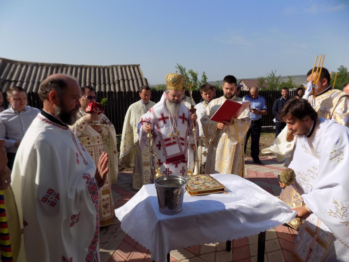 Preasfinţitul Ignatie: „A nu înseta niciodată, din punct de vedere duhovnicesc, înseamnă să găseşti sensul vieţii tale, rostul tău pe acest pământ”