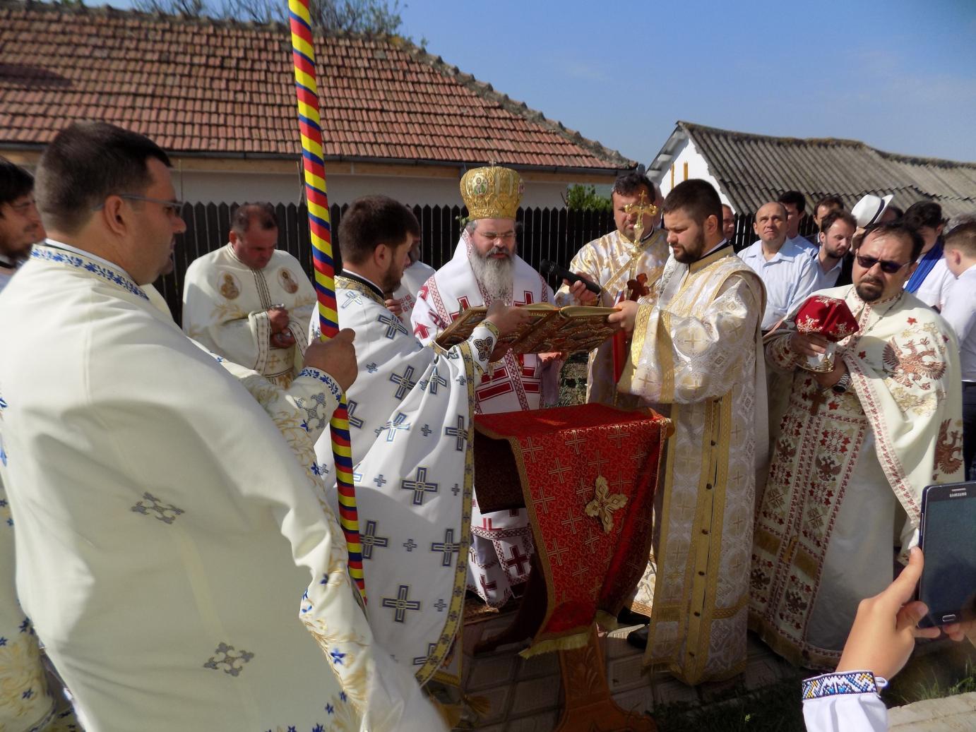 Preasfinţitul Ignatie: „A nu înseta niciodată, din punct de vedere duhovnicesc, înseamnă să găseşti sensul vieţii tale, rostul tău pe acest pământ”