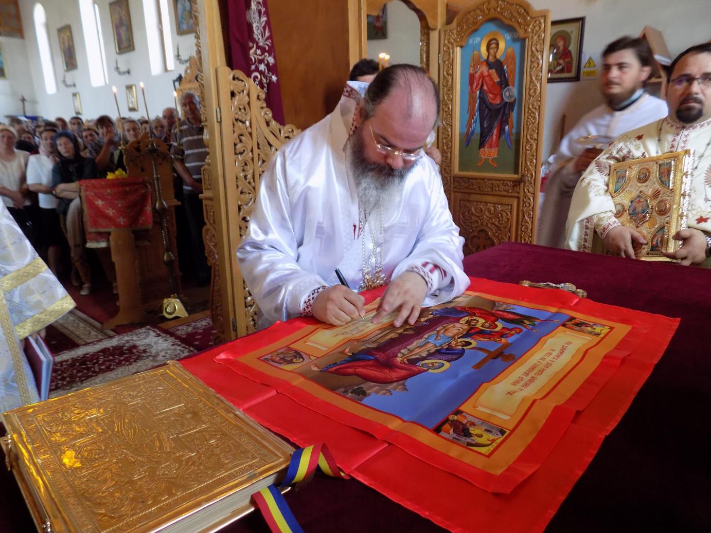 Preasfinţitul Ignatie: „A nu înseta niciodată, din punct de vedere duhovnicesc, înseamnă să găseşti sensul vieţii tale, rostul tău pe acest pământ”