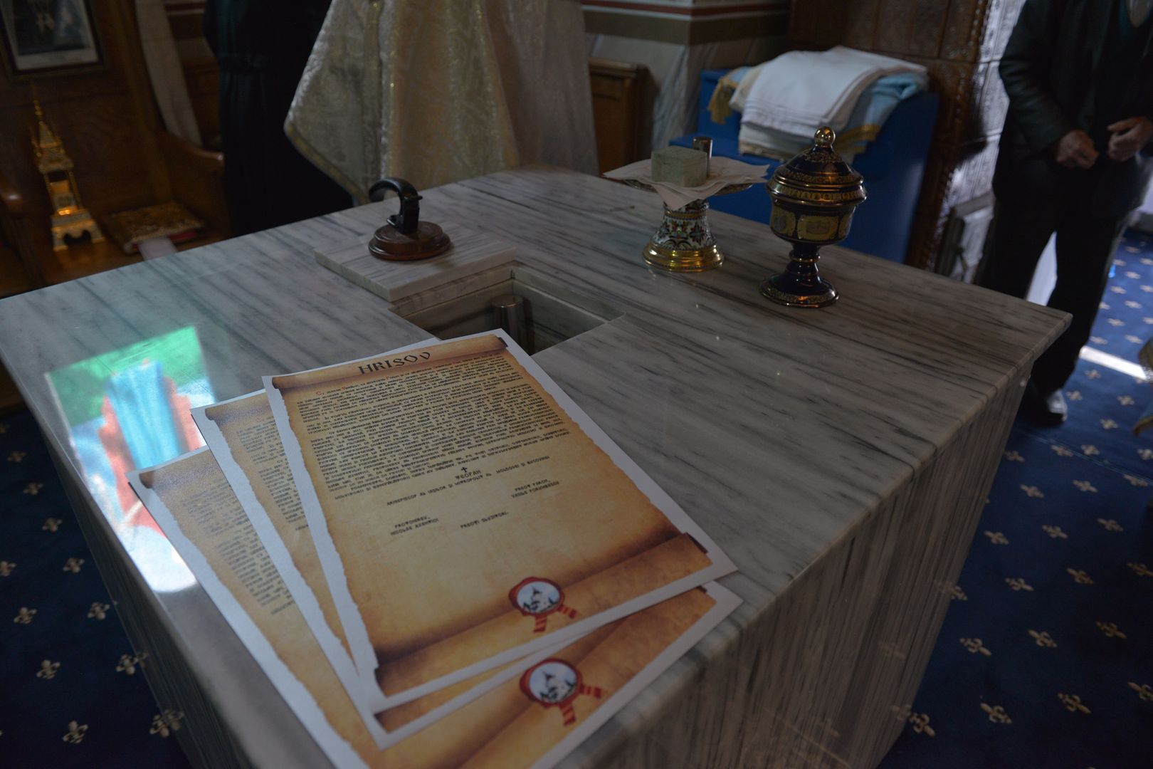 foto: Flavius Popafoto: Flavius Popa Resfințire de biserică la Humuleștii Noi – IPS Teofan:„ A aparține Bisericii înseamnă a îl cunoaște pe Dumnezeu”