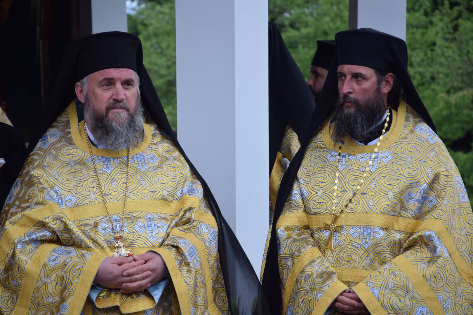 Paraclisul Schitului Icoana Nouă - Neamț a fost sfințit de IPS Teofan